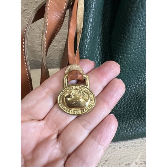 Vintage Dooney & Bourke Green All Weather Pebbled Leather Drawstring Bucket Bag - Picture 5 of 16